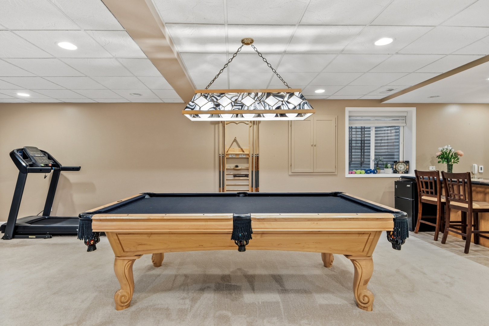 654 Easton Lane, Elk Grove Village, IL 60007