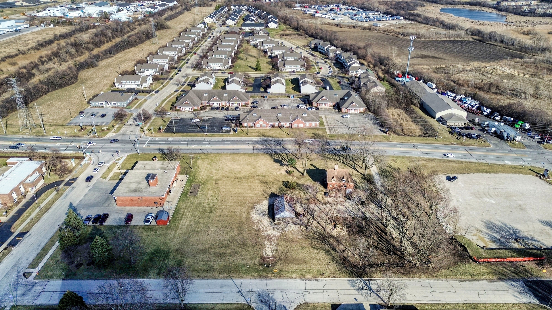 2213 Weber Road, Crest Hill, IL 60403