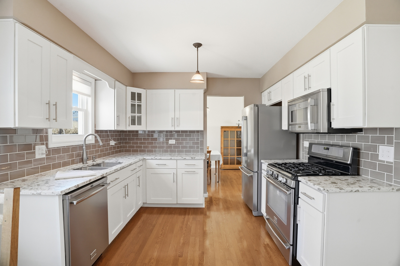 330 Indian Ridge Trail, Wauconda, IL 60084