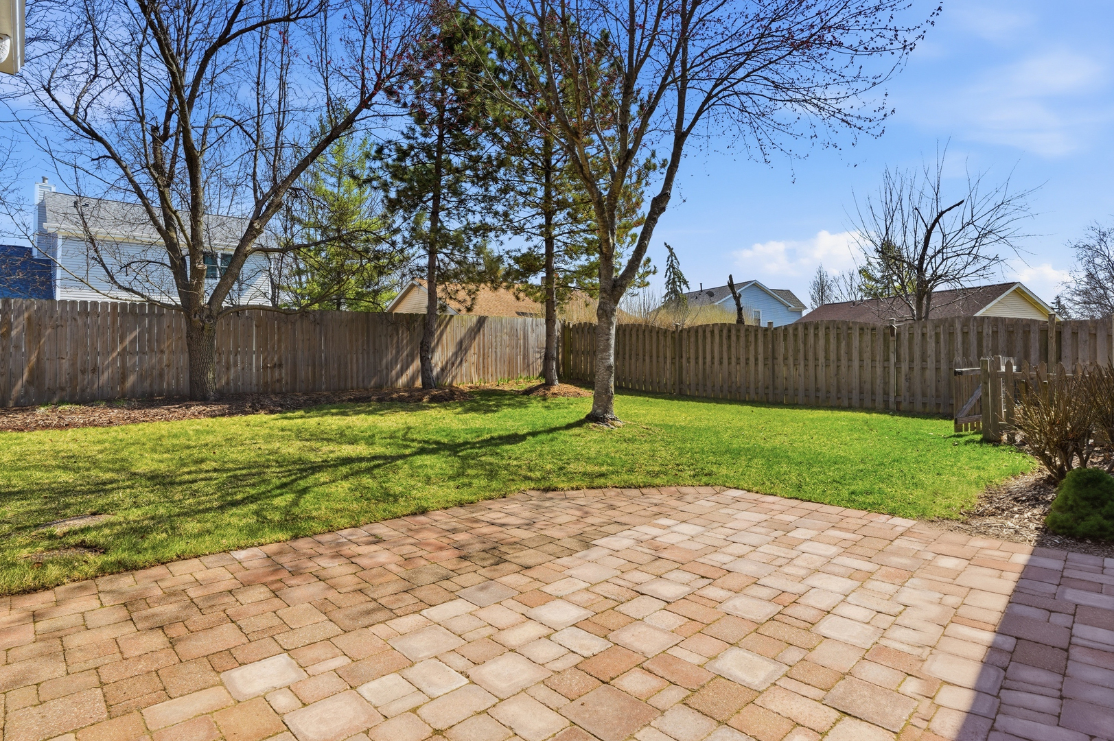 330 Indian Ridge Trail, Wauconda, IL 60084