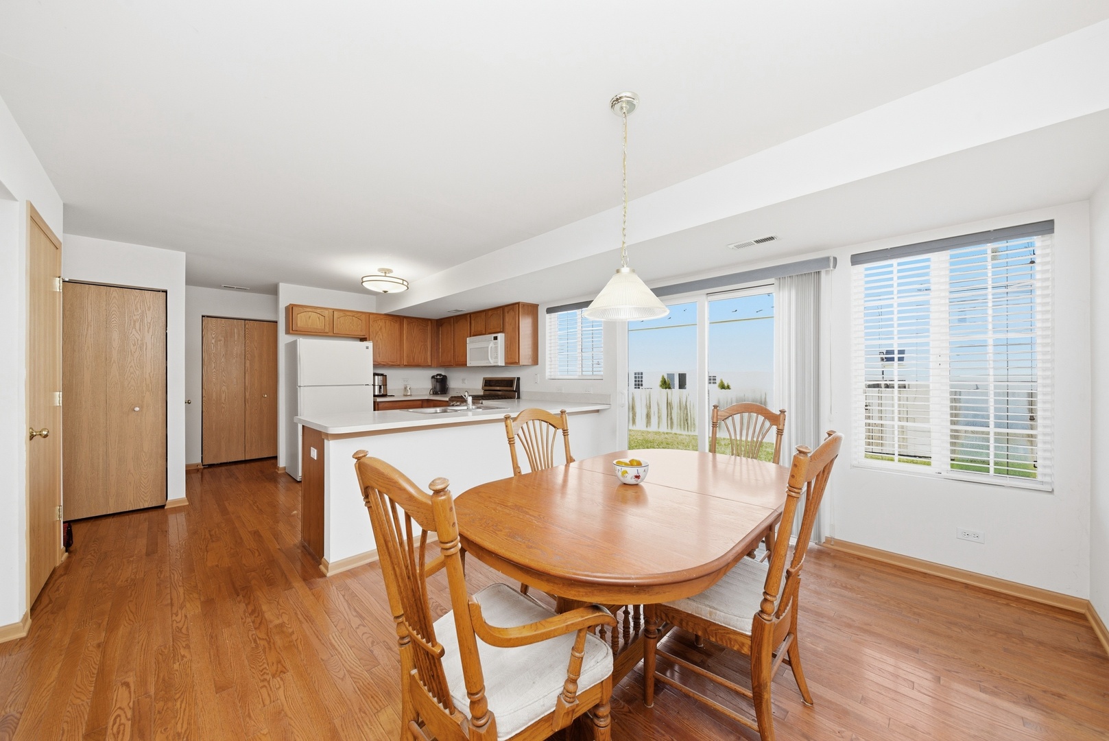 1758 Edith Lane, Aurora, IL 60504