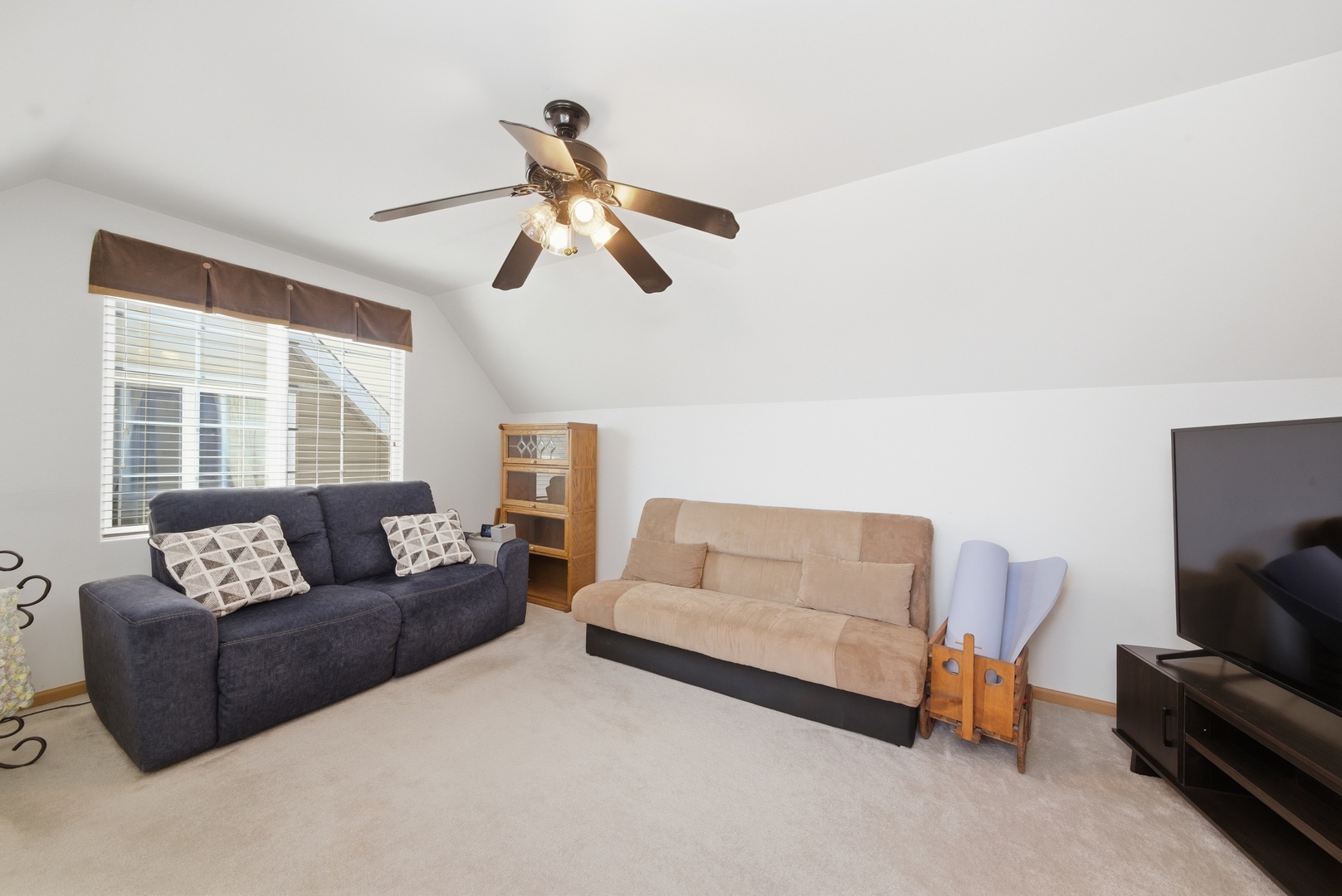 1758 Edith Lane, Aurora, IL 60504