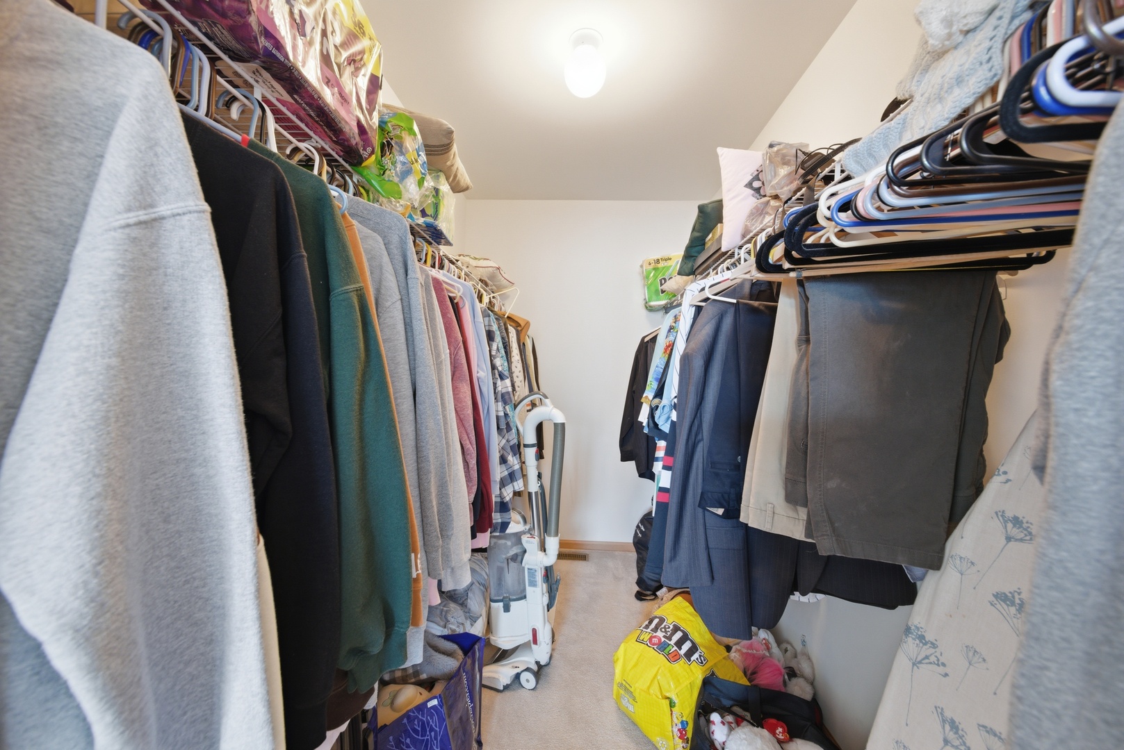 1758 Edith Lane, Aurora, IL 60504