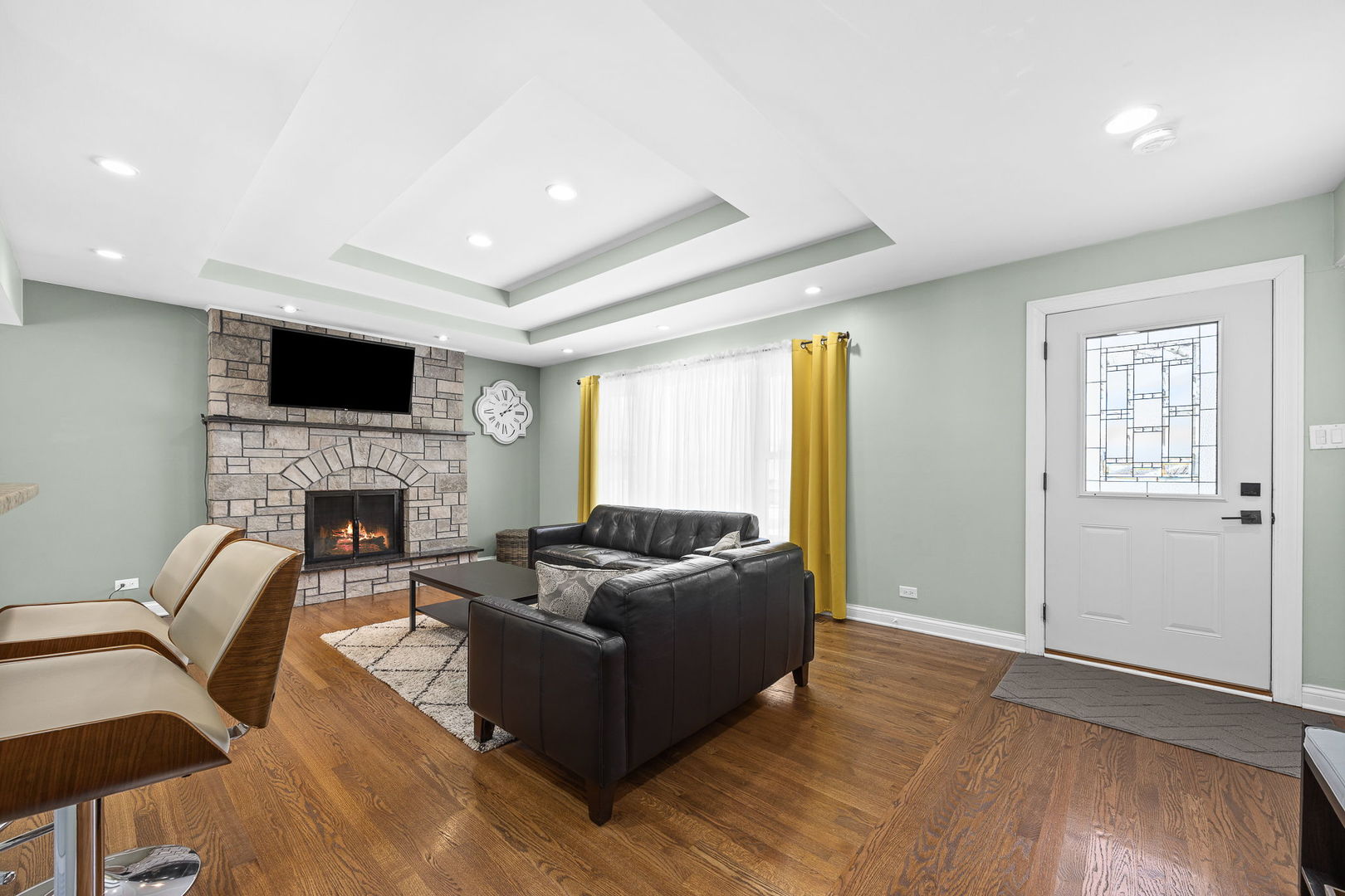 8518 Forest Drive, Hickory Hills, IL 60457