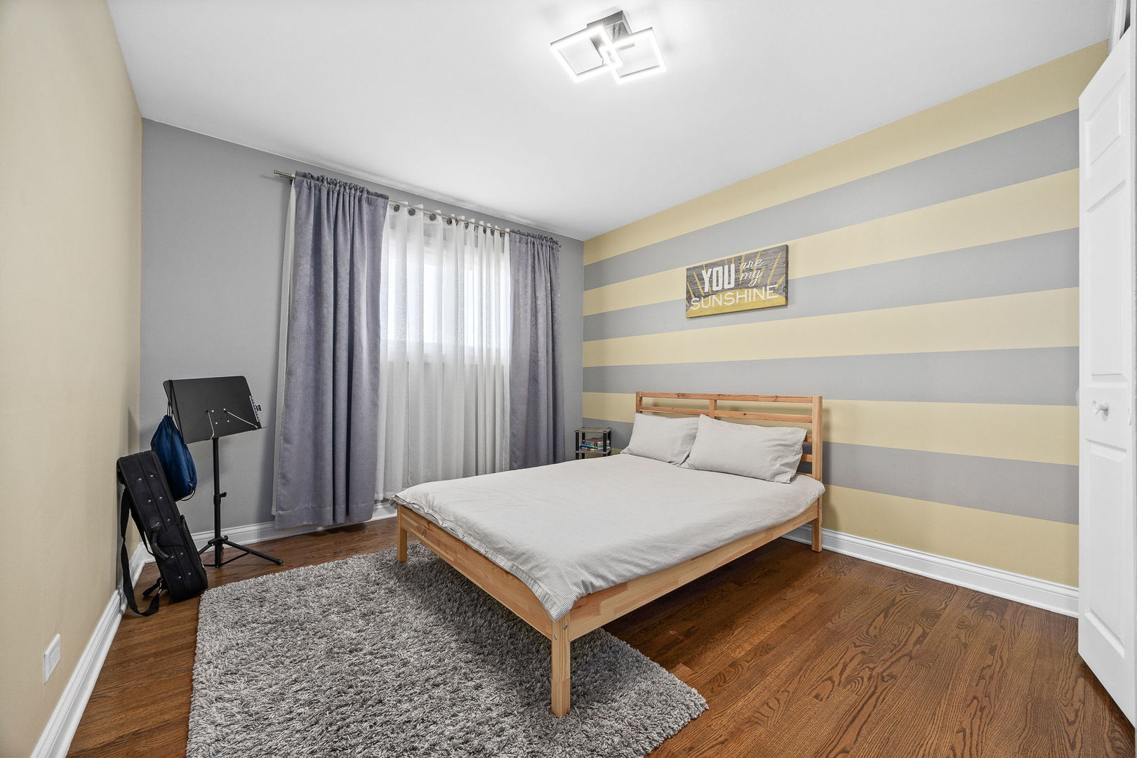 8518 Forest Drive, Hickory Hills, IL 60457