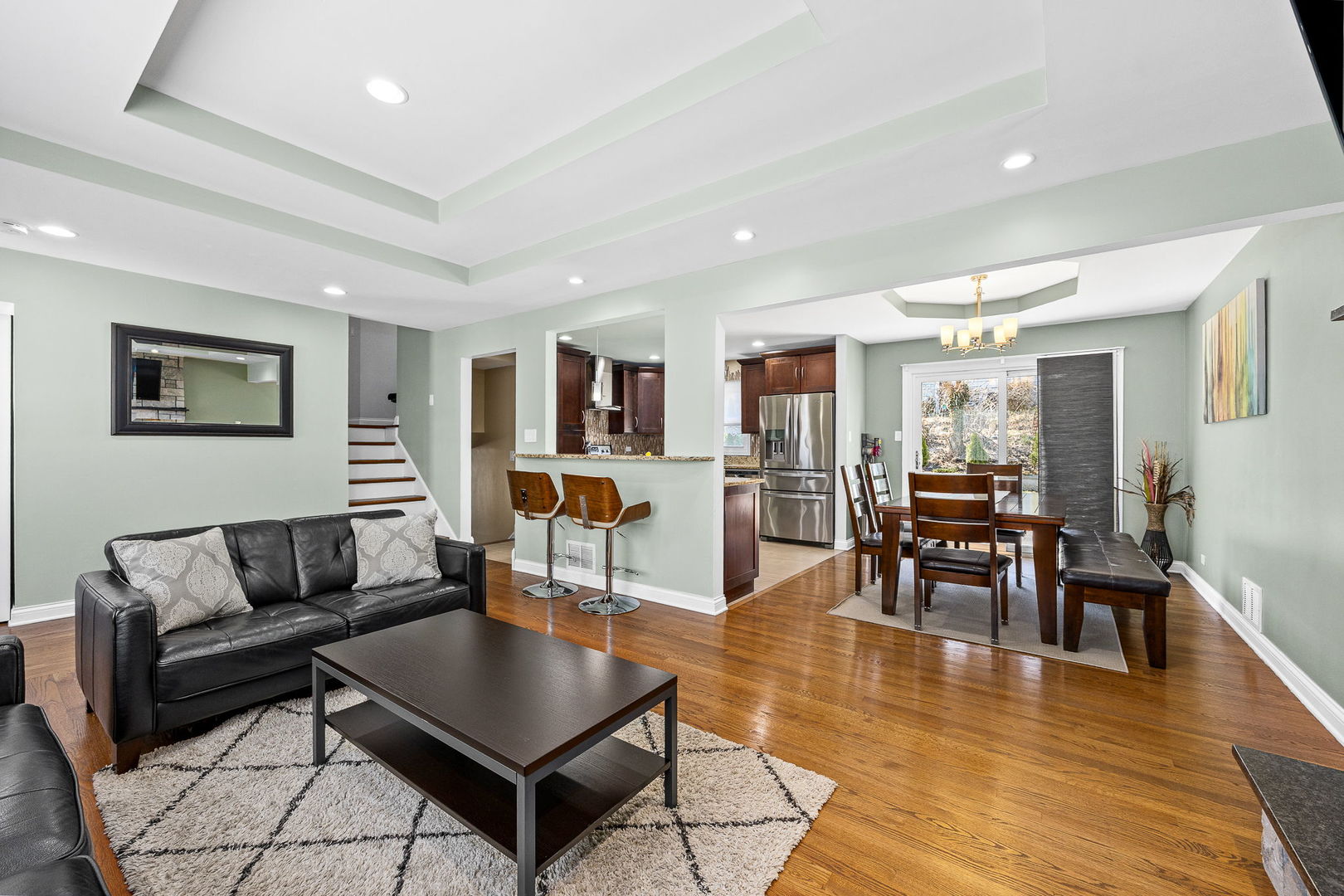 8518 Forest Drive, Hickory Hills, IL 60457