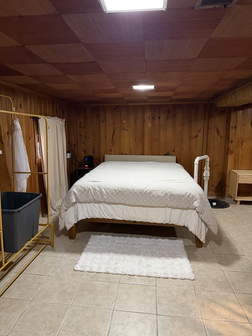 7801 W Victoria Street, Chicago, IL 60631