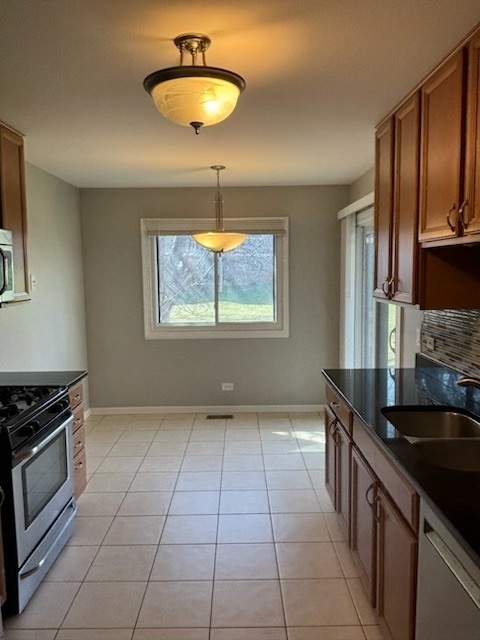 Schaumburg, IL 60193