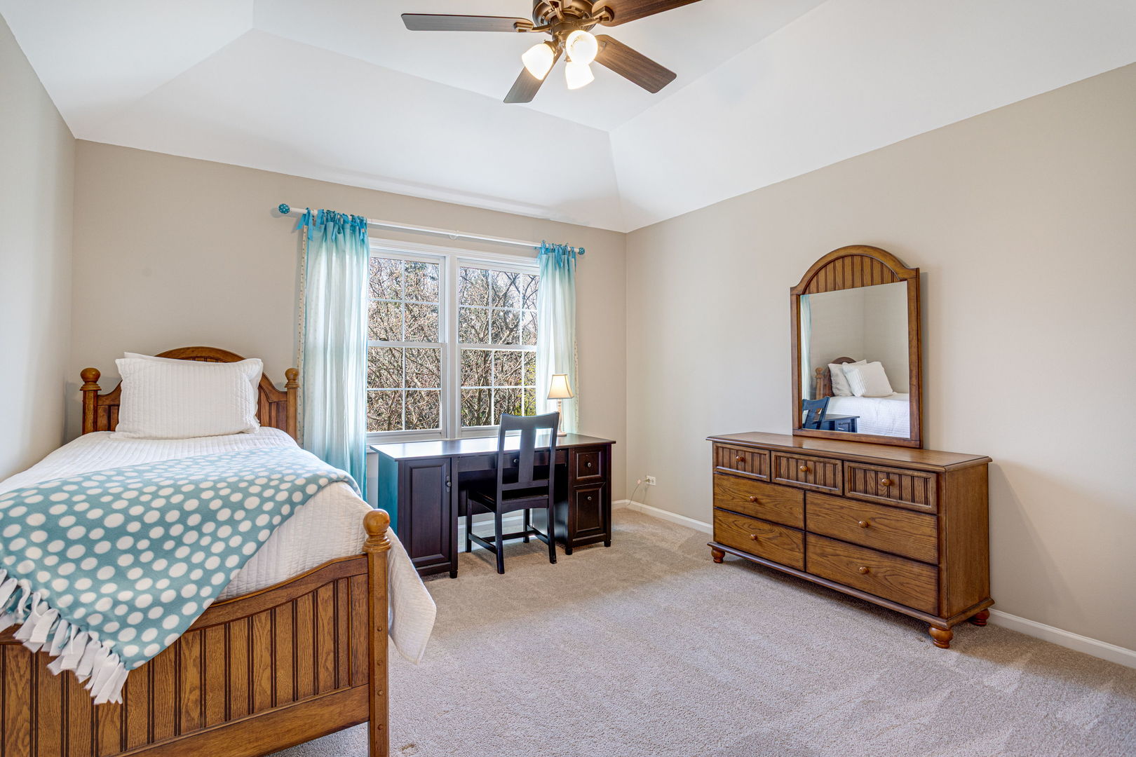 4224 Colton Circle, Naperville, IL 60564