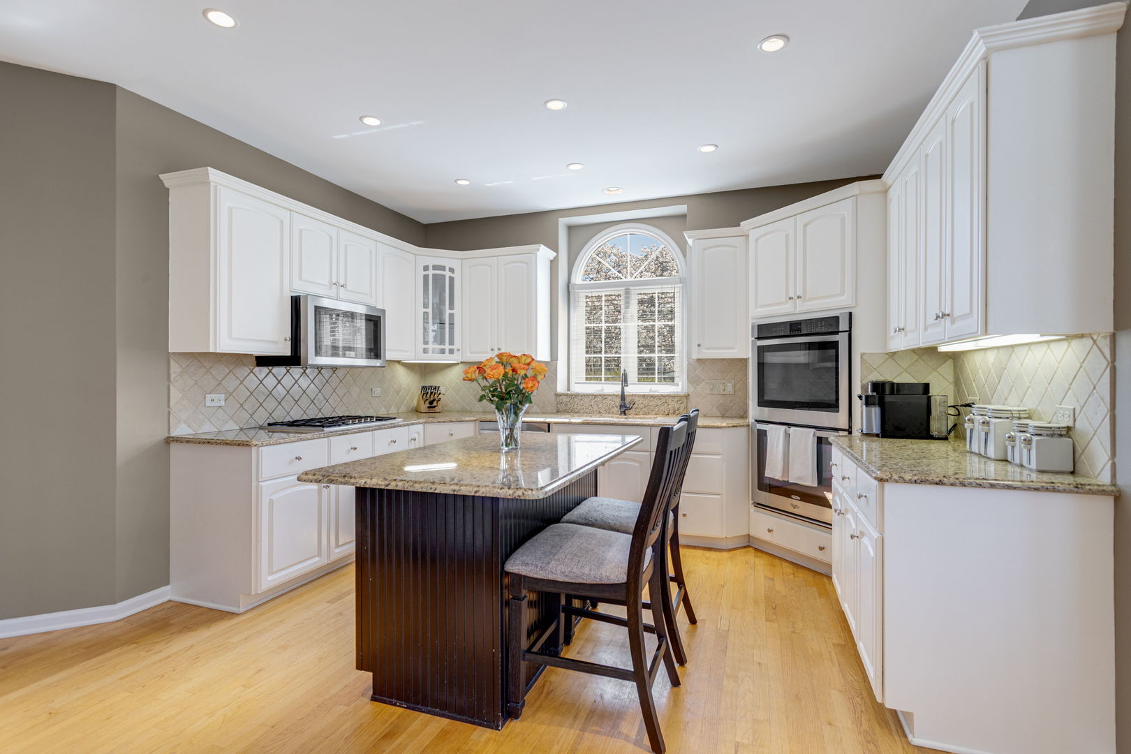 4224 Colton Circle, Naperville, IL 60564