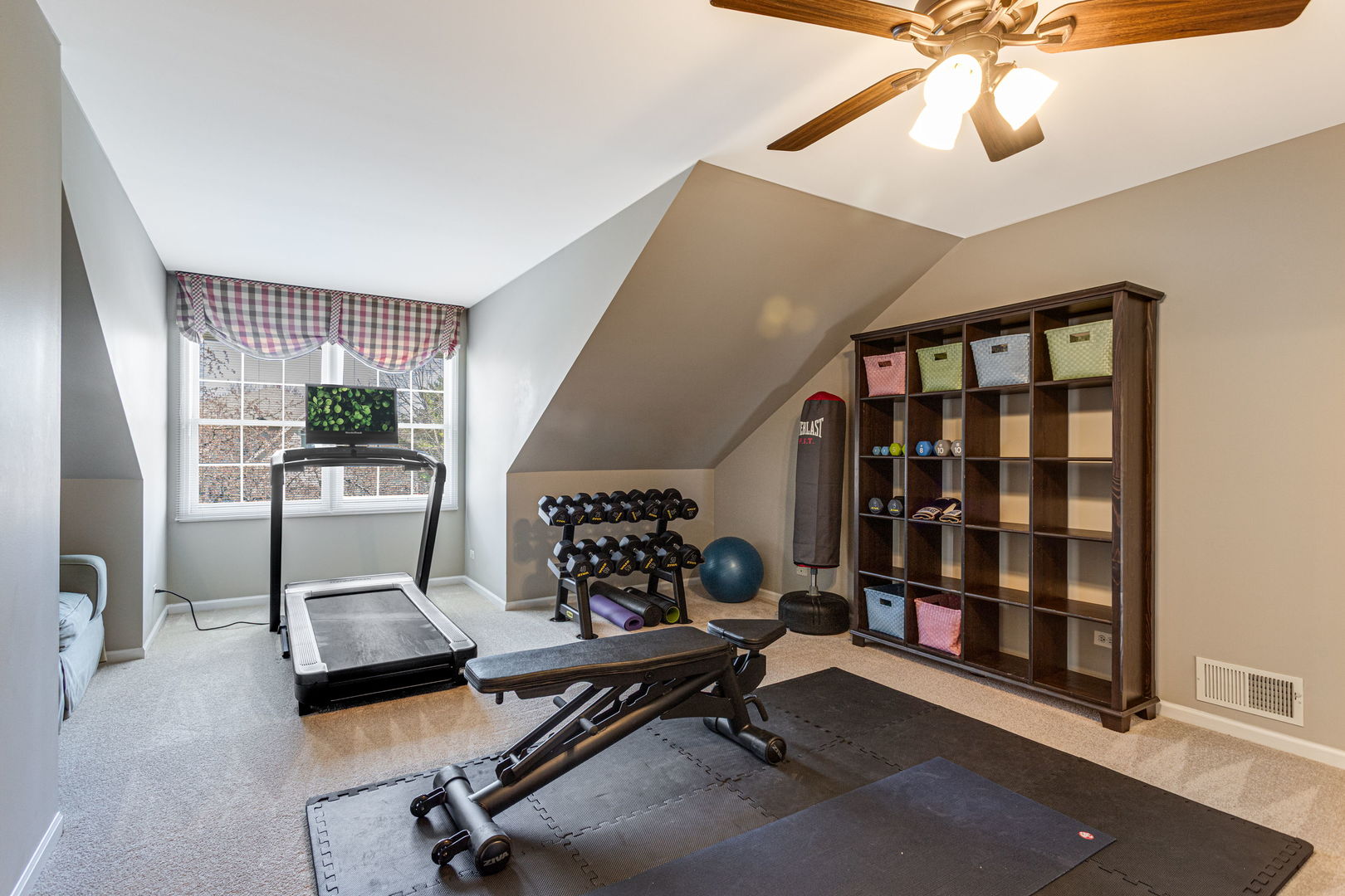 4224 Colton Circle, Naperville, IL 60564