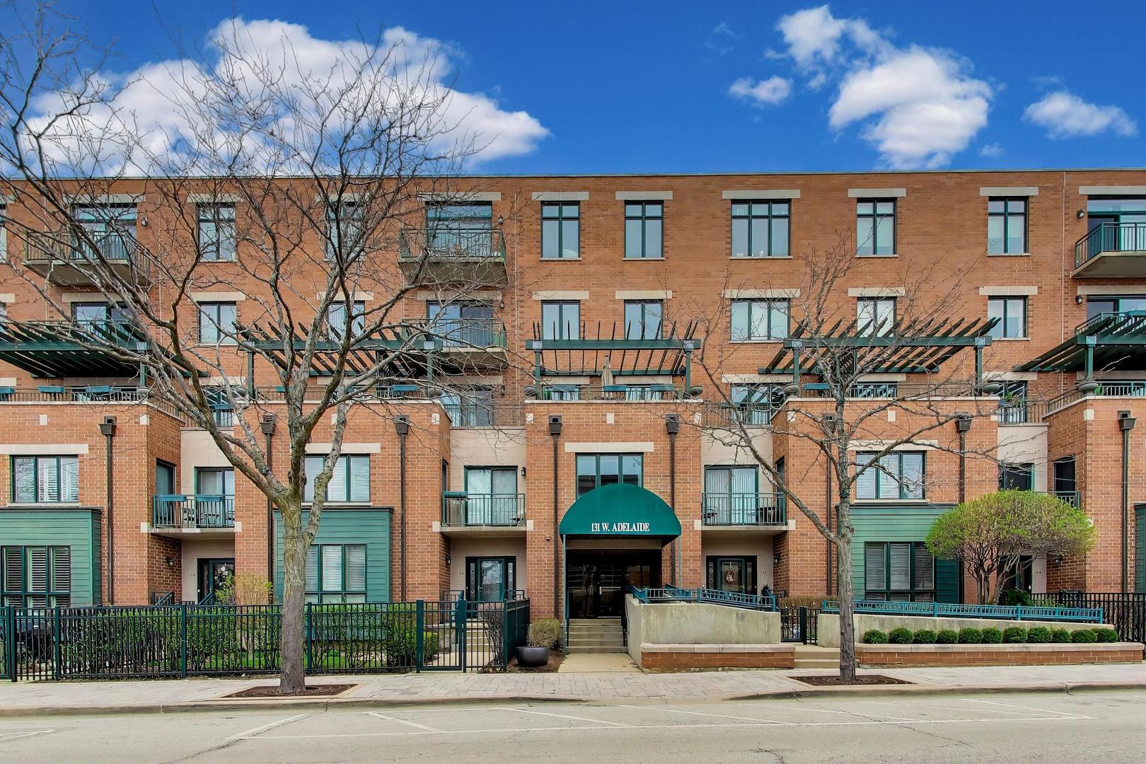 131 W Adelaide Street #310, Elmhurst, IL 60126
