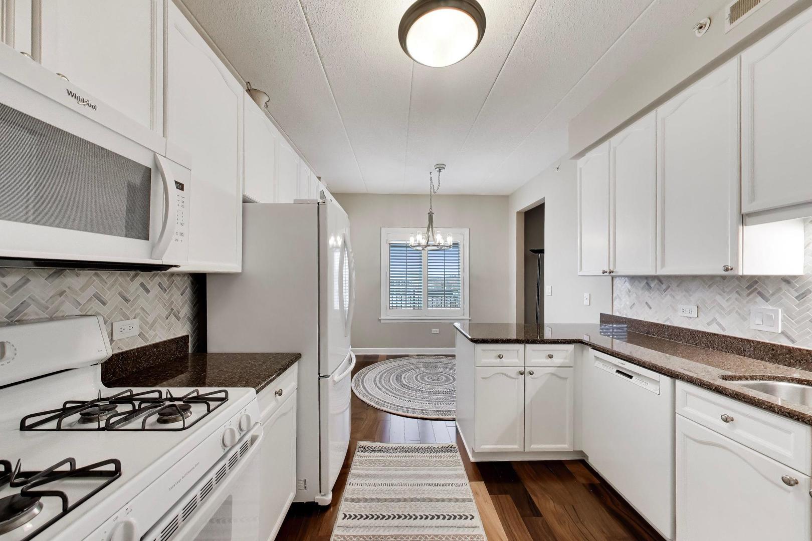 131 W Adelaide Street #310, Elmhurst, IL 60126