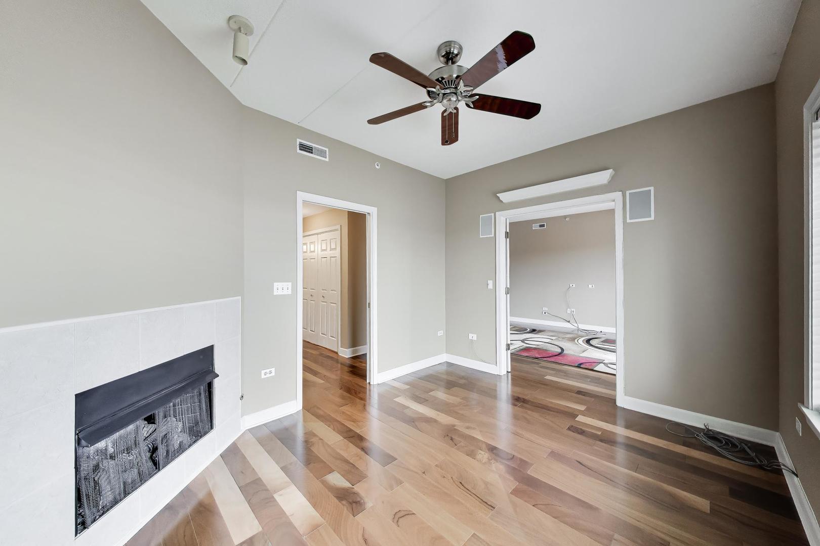 131 W Adelaide Street #310, Elmhurst, IL 60126