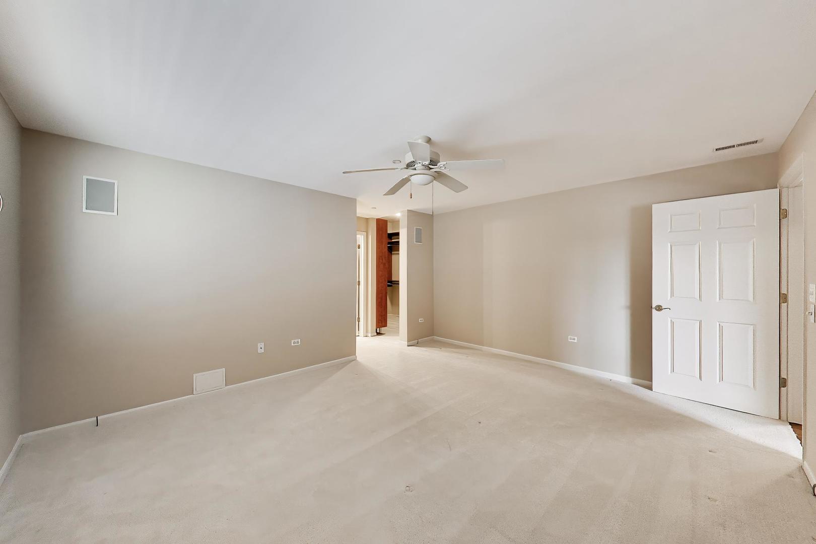 131 W Adelaide Street #310, Elmhurst, IL 60126