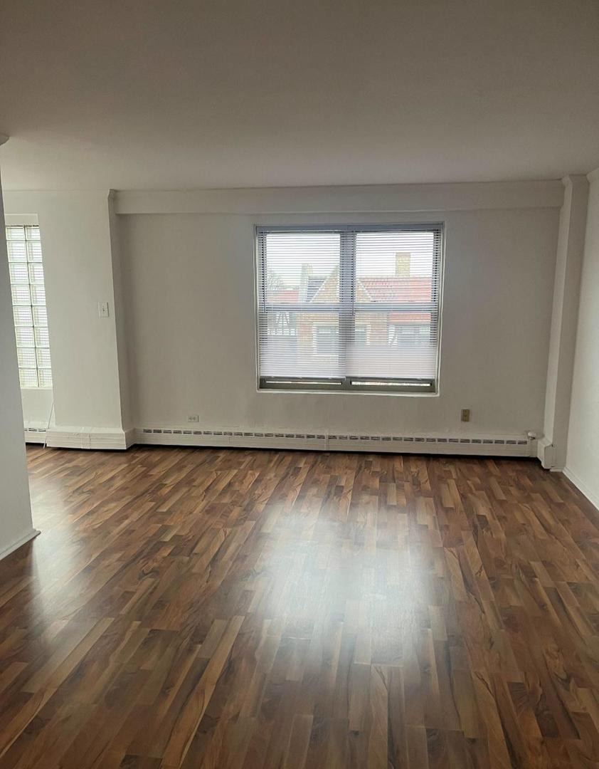 2620 W Berwyn Avenue #503, Chicago, IL 60625