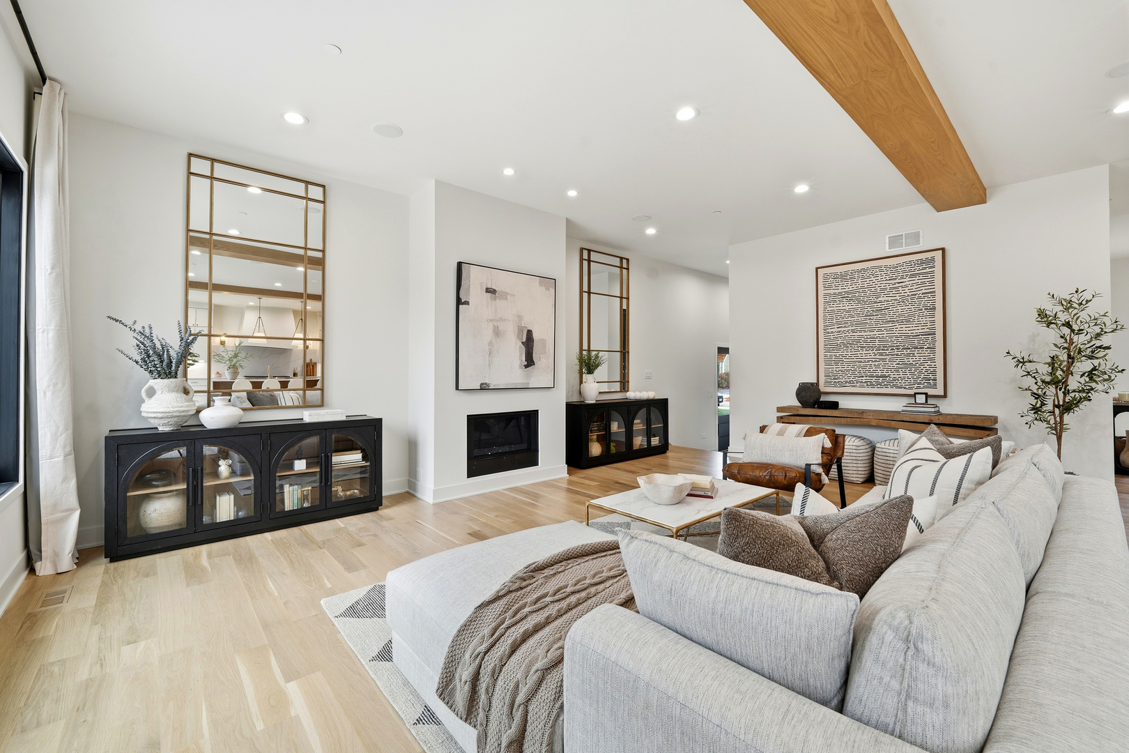 944 Rosemary Terrace, Deerfield, IL 60015