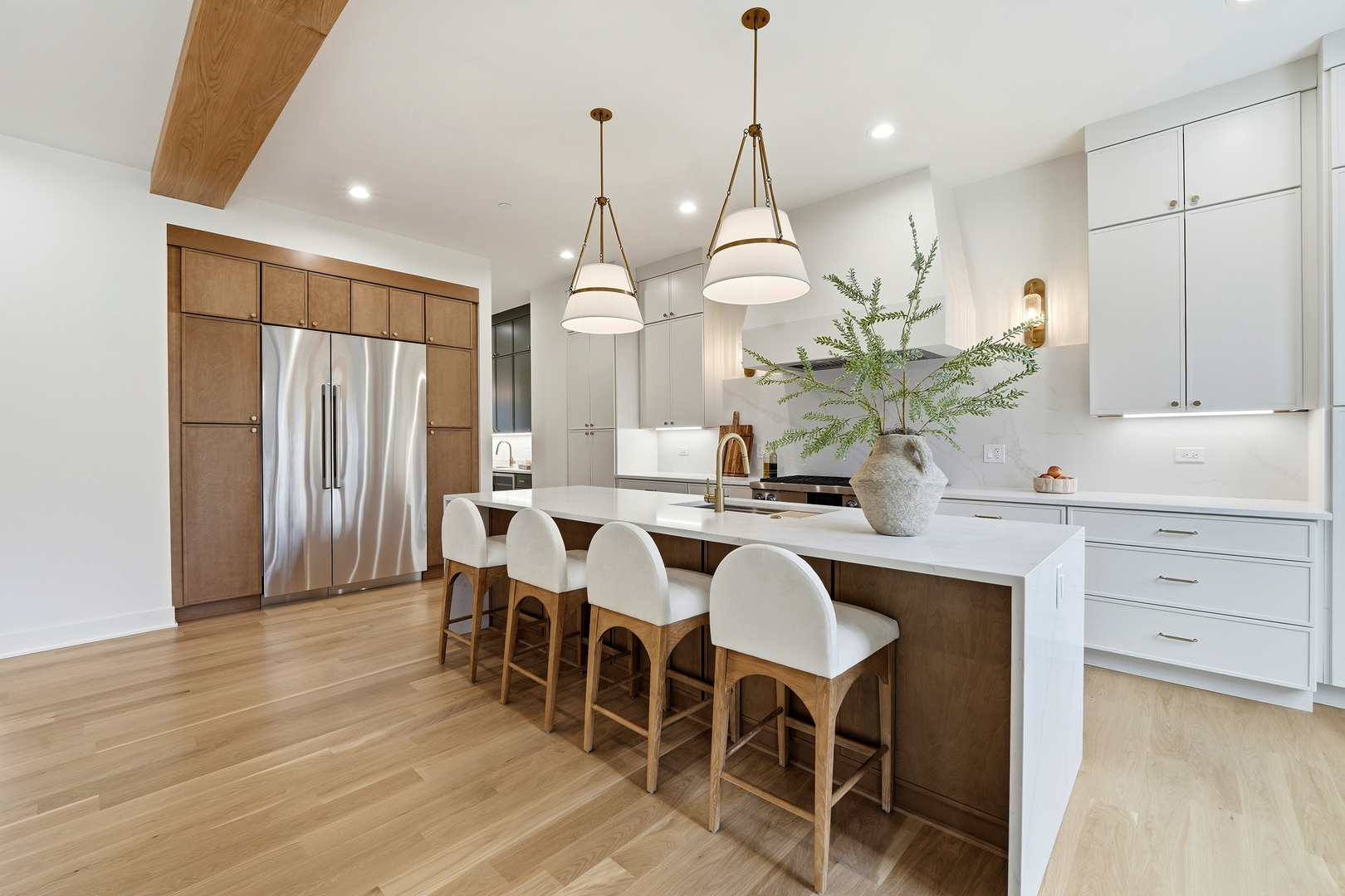 944 Rosemary Terrace, Deerfield, IL 60015