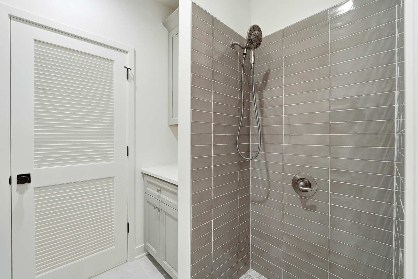 944 Rosemary Terrace, Deerfield, IL 60015