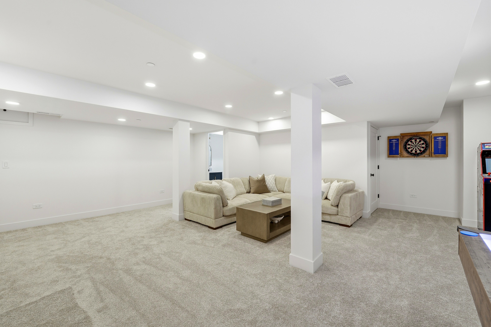 944 Rosemary Terrace, Deerfield, IL 60015