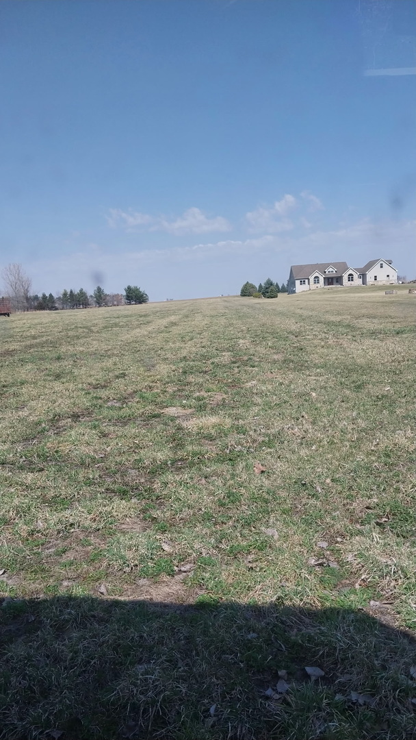 8702 Regnier Road, Hebron, IL 60034