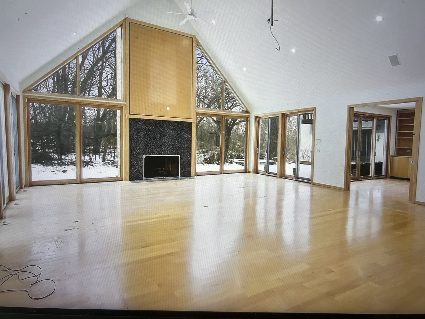 7716 Crystal Springs Road, Crystal Lake, IL 60012