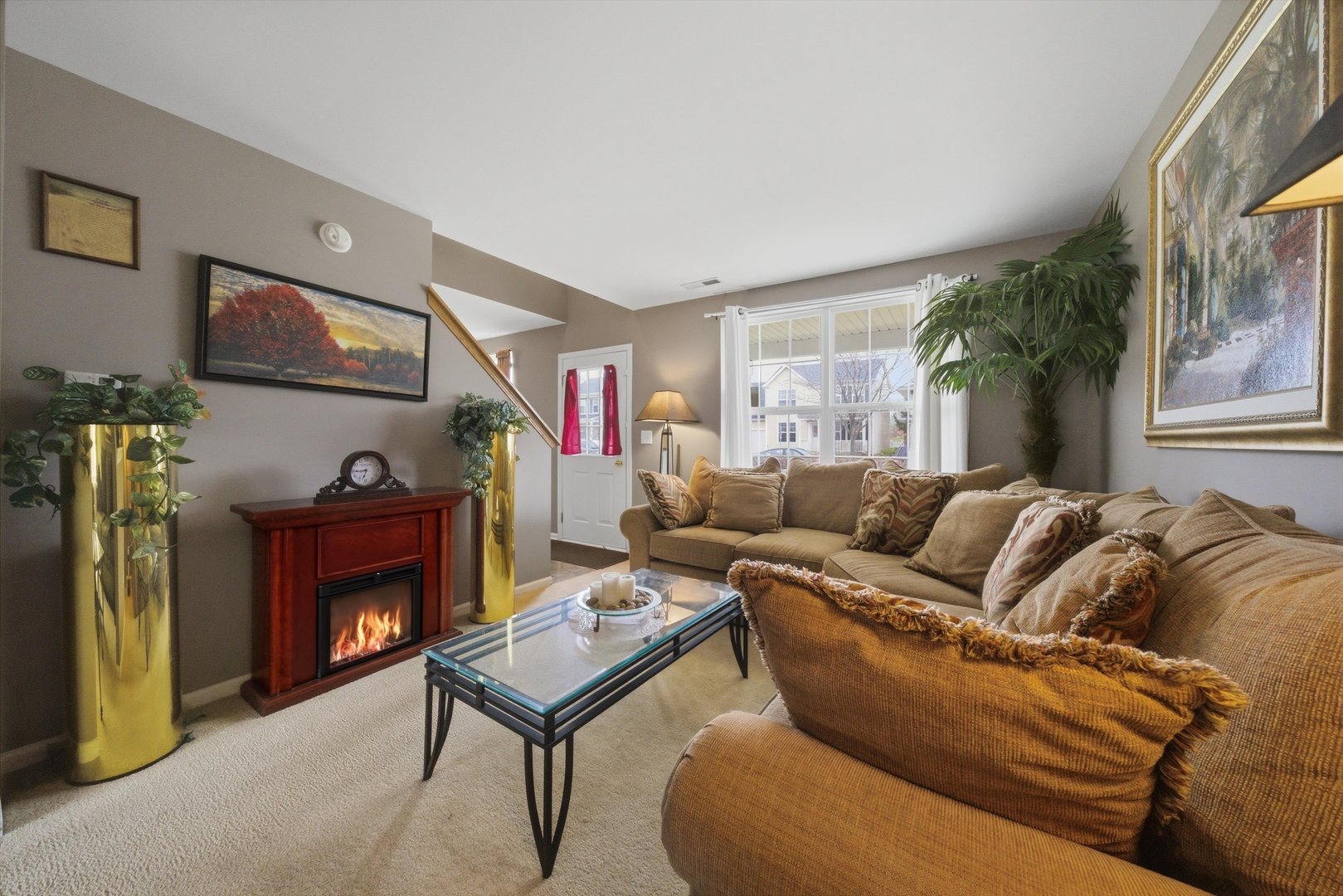 1615 Victoria Park Circle, Aurora, IL 60504