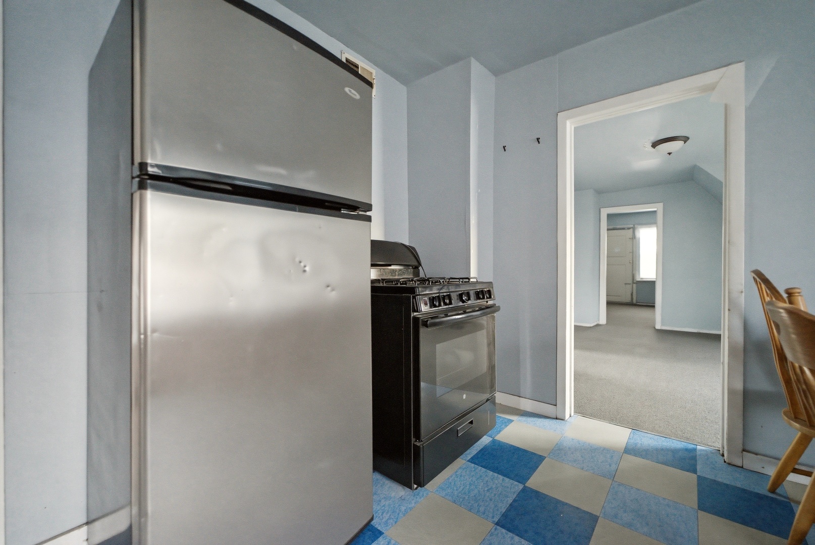 15644 Emerald Avenue, Harvey, IL 60426