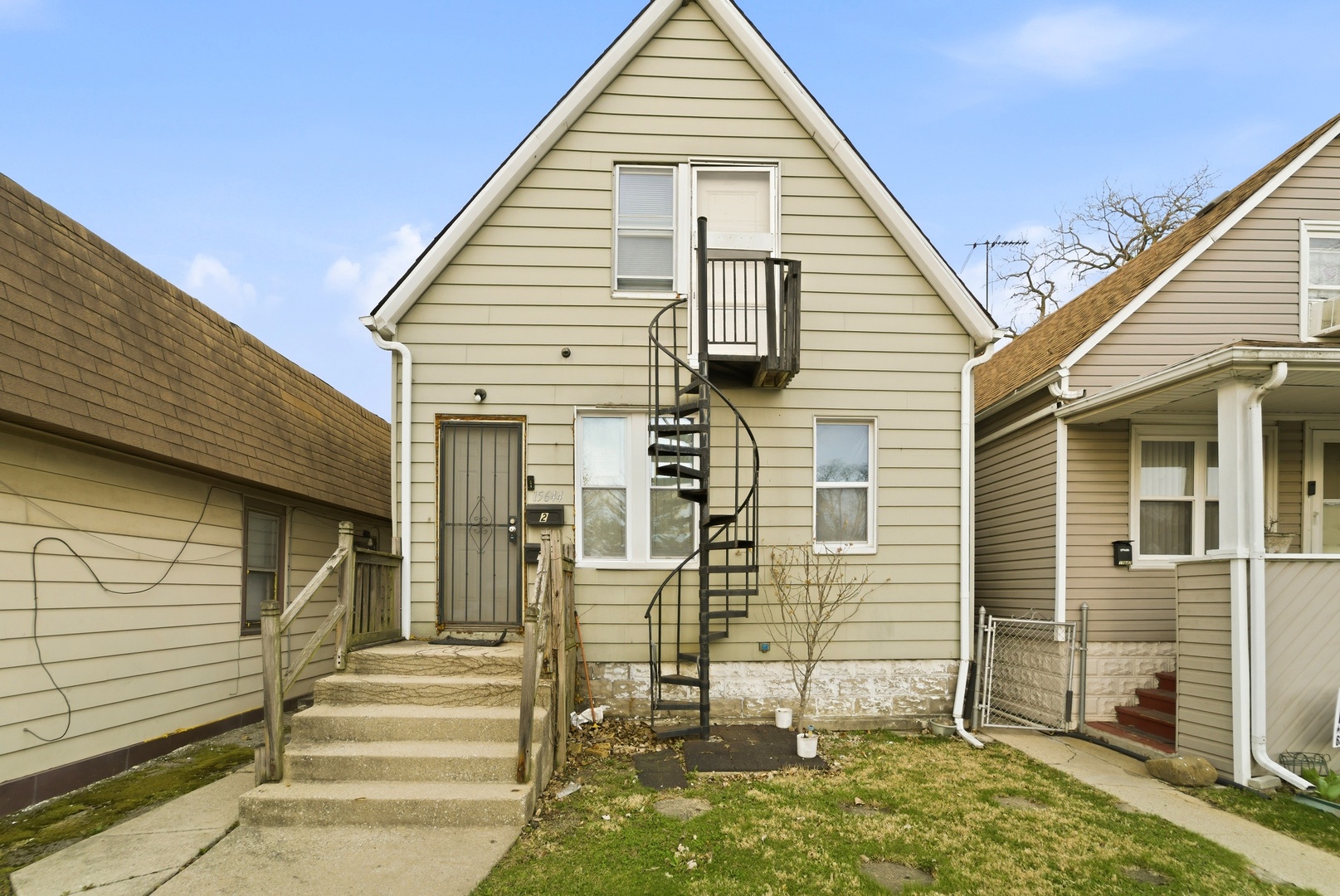 15644 Emerald Avenue, Harvey, IL 60426