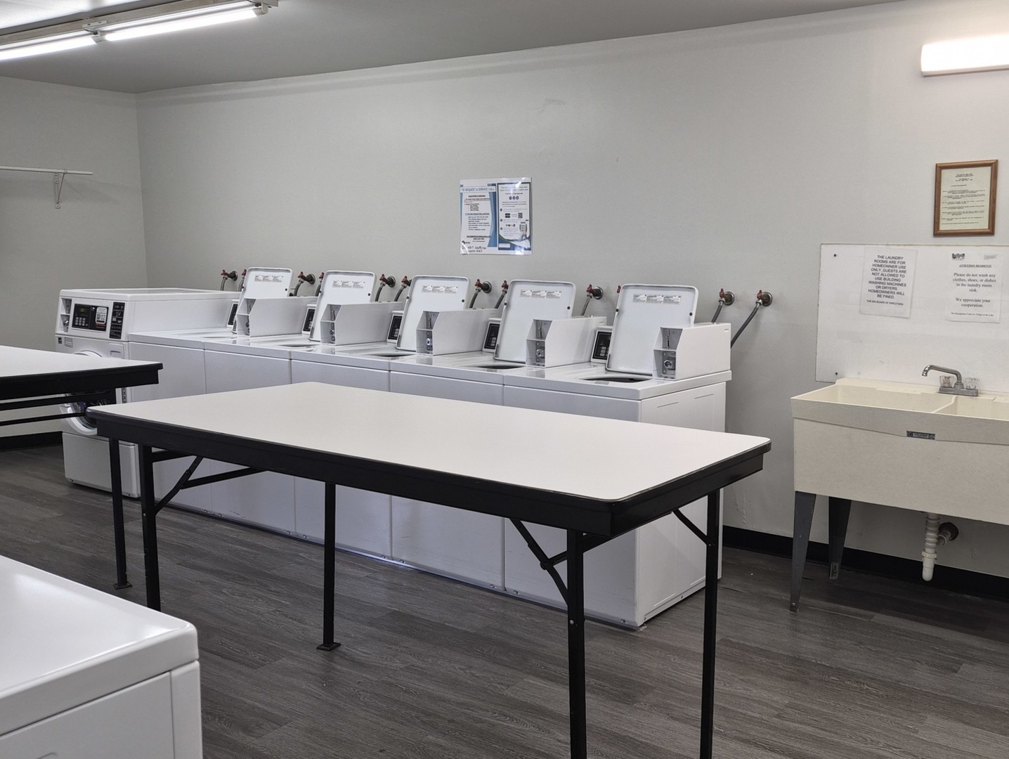 850 Wellington Avenue #403, Elk Grove Village, IL 60007