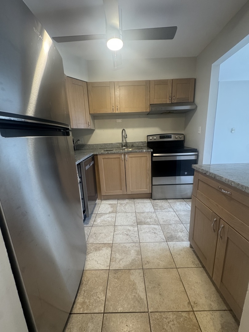 1936 W Canal Street #2B, Blue Island, IL 60406