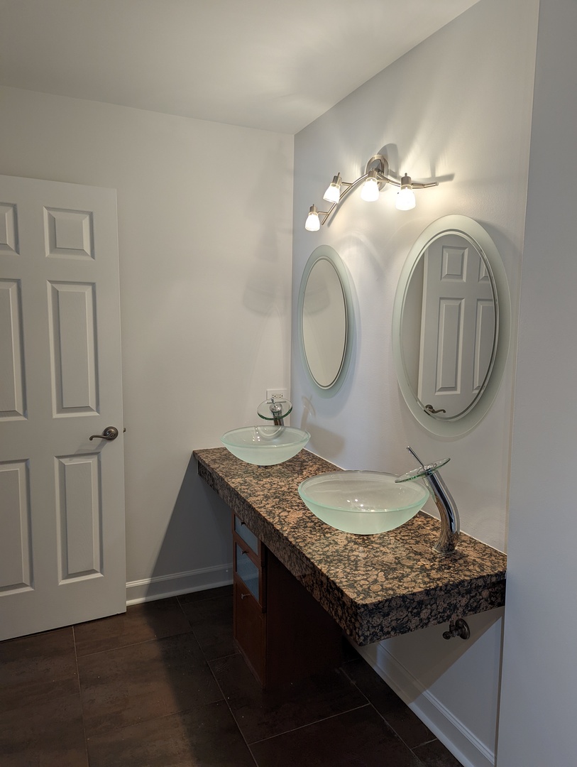 8122 160th Street, Tinley Park, IL 60477