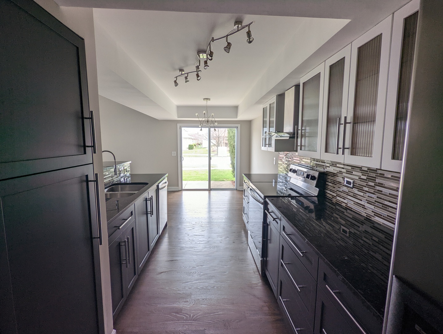 8122 160th Street, Tinley Park, IL 60477