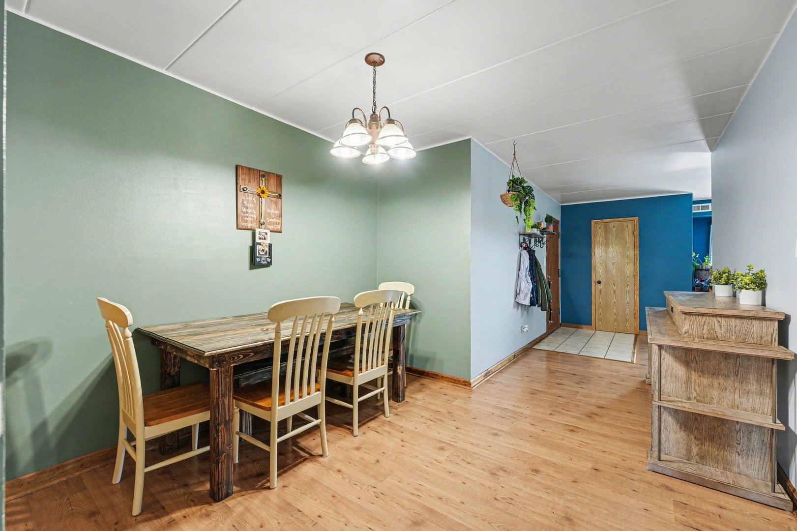 9826 Treetop Drive #2W, Orland Park, IL 60462