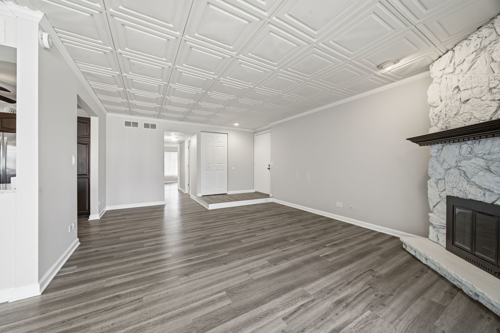 15700 86th Avenue #104, Orland Park, IL 60462