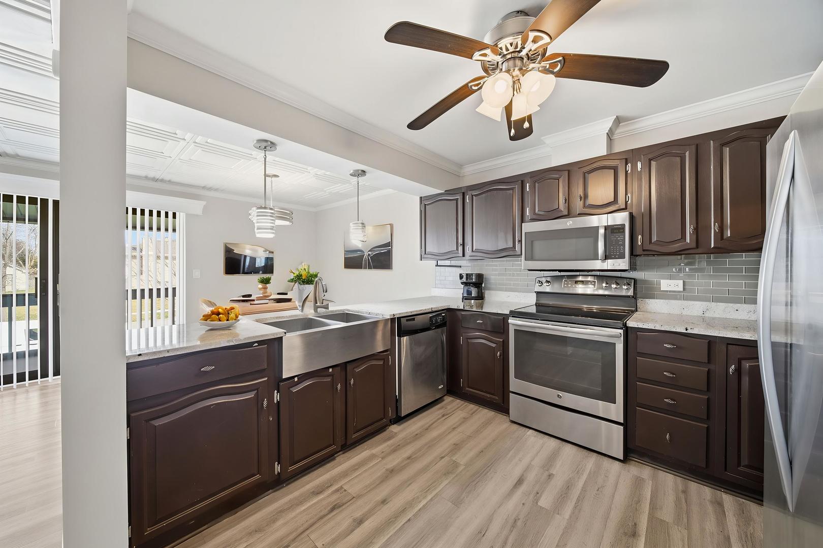 15700 86th Avenue #104, Orland Park, IL 60462