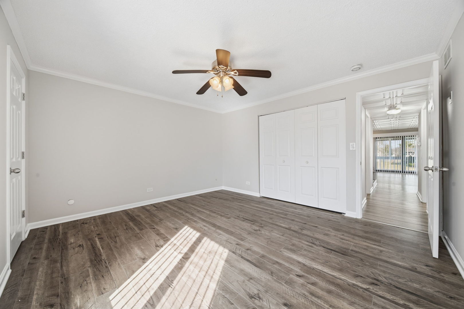 15700 86th Avenue #104, Orland Park, IL 60462