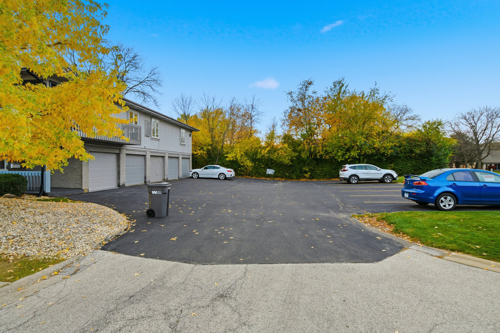 15700 86th Avenue #104, Orland Park, IL 60462