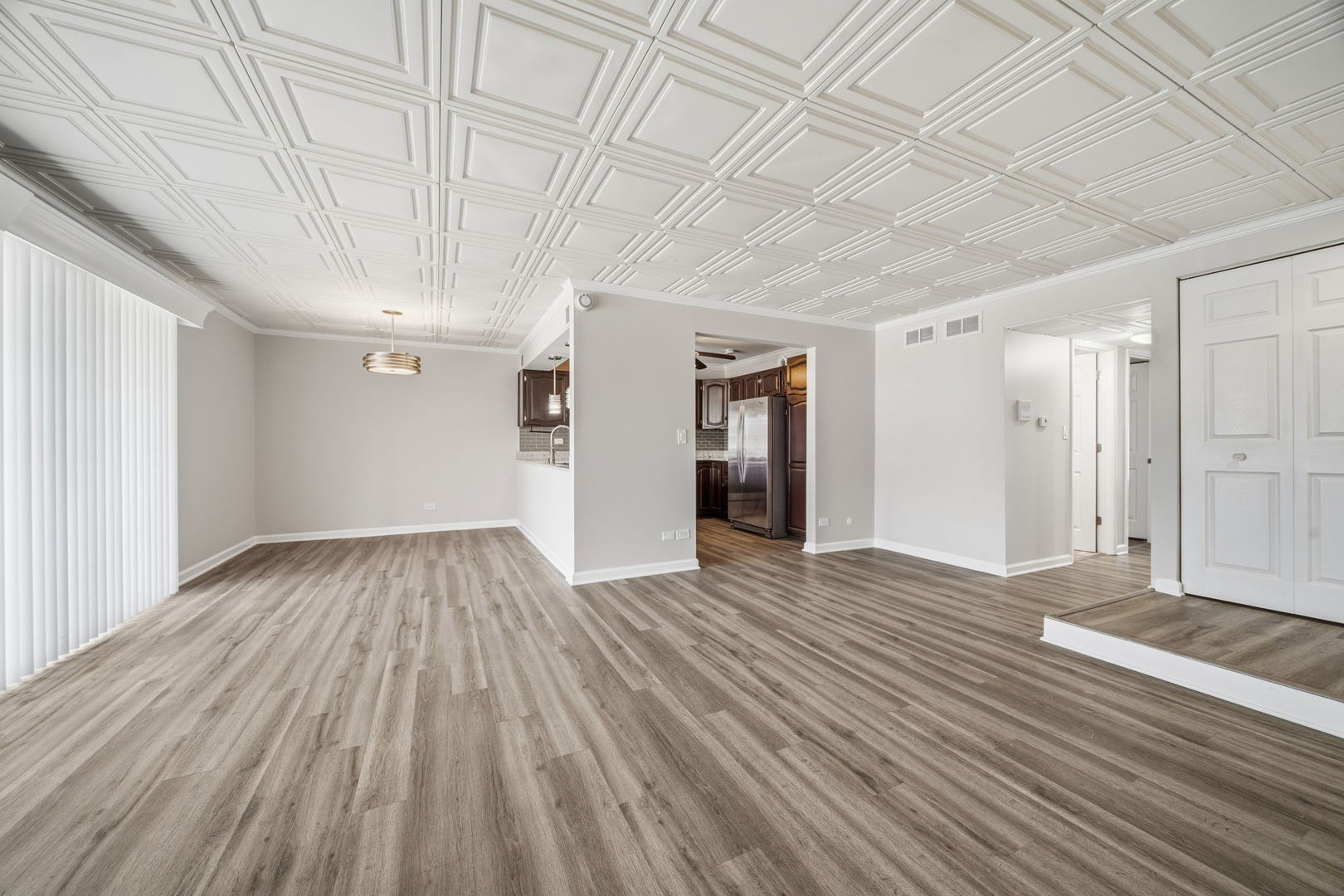 15700 86th Avenue #104, Orland Park, IL 60462