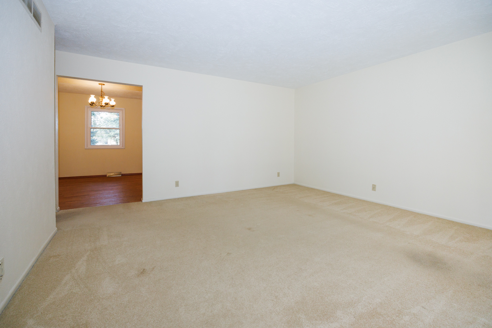 2805 Coventry Court, Bloomington, IL 61704