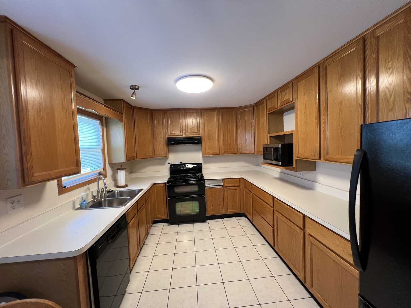 4367 Henry Street, Oak Forest, IL 60452