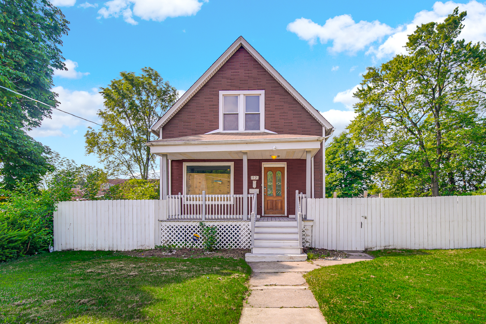 72 E 136th Street, Riverdale, IL 60827