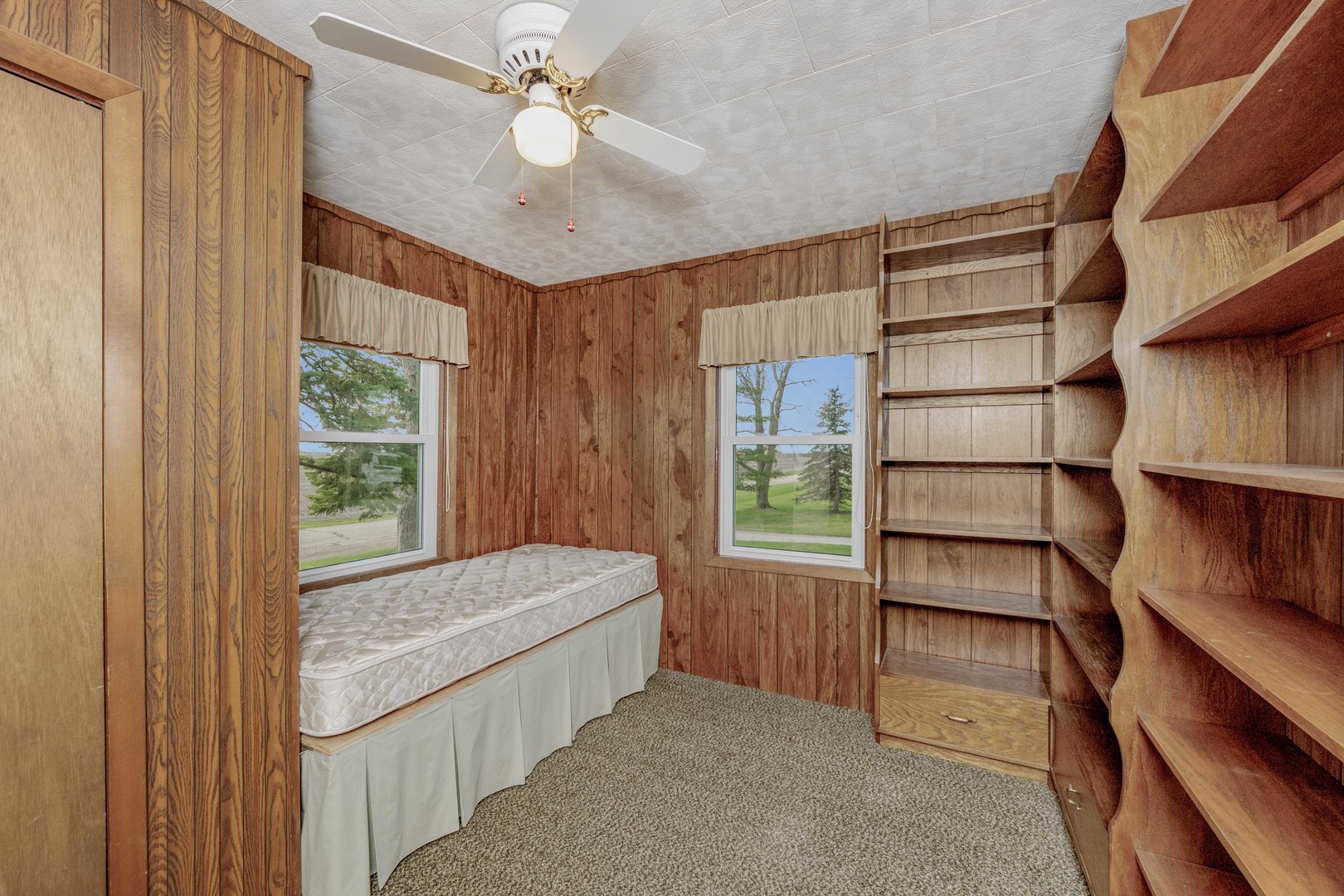 3098 Co Rd 350N Road, Rutland, IL 61358