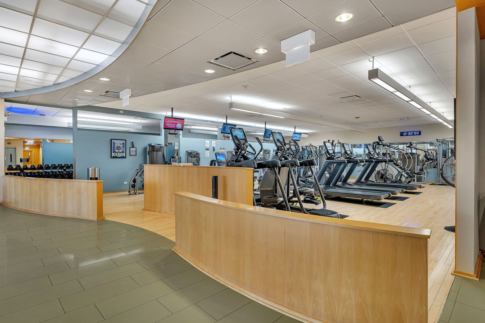 505 N Lake Shore Drive #2404, Chicago, IL 60611