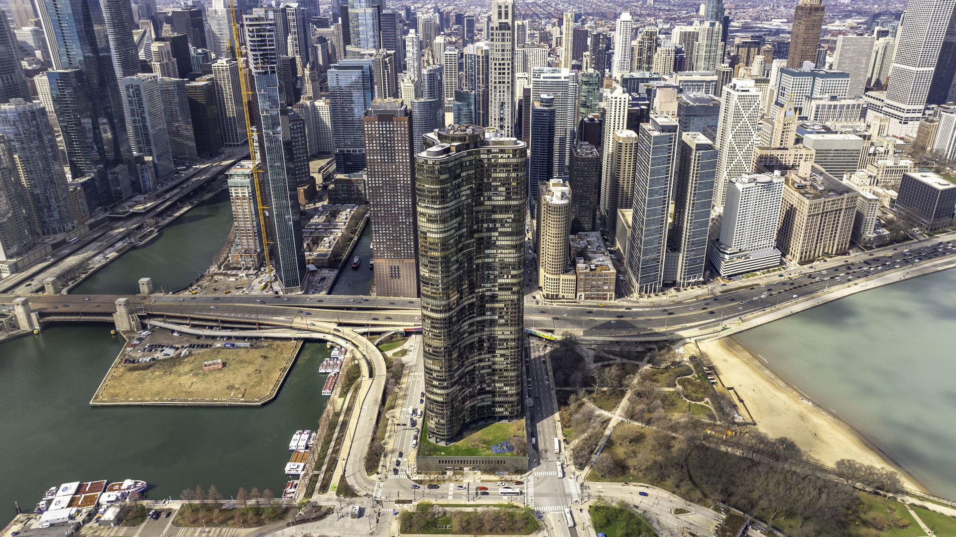 505 N Lake Shore Drive #2404, Chicago, IL 60611