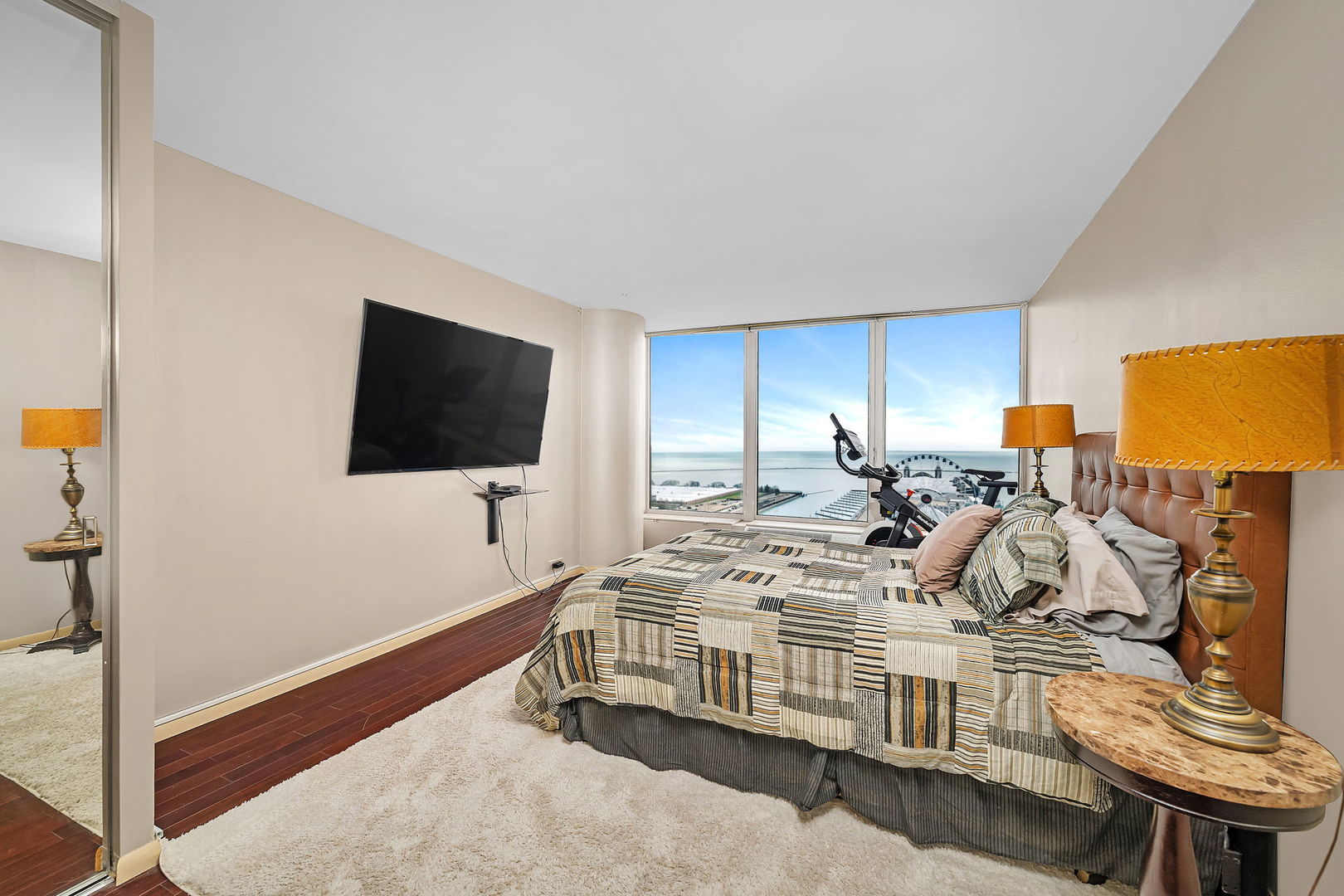 505 N Lake Shore Drive #2404, Chicago, IL 60611