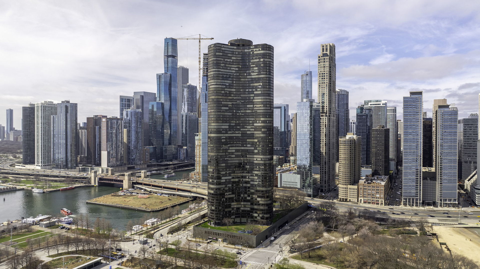 505 N Lake Shore Drive #2404, Chicago, IL 60611