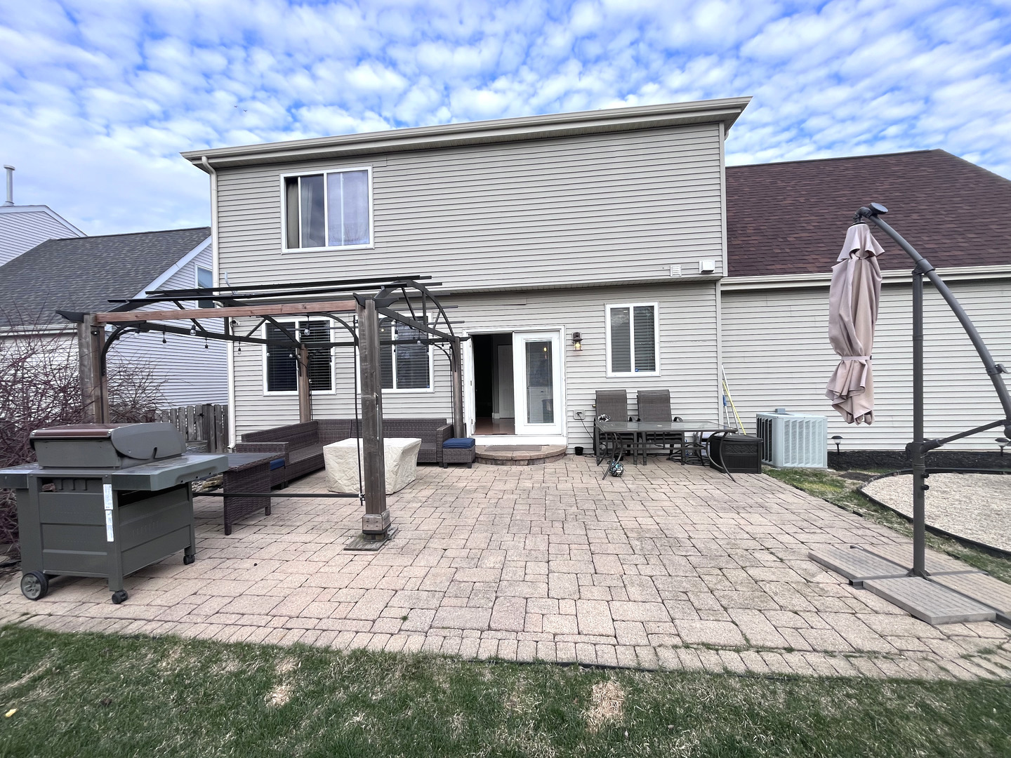 2409 Geneva Lane, Montgomery, IL 60538