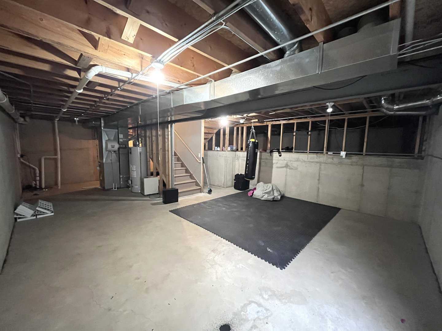 2409 Geneva Lane, Montgomery, IL 60538