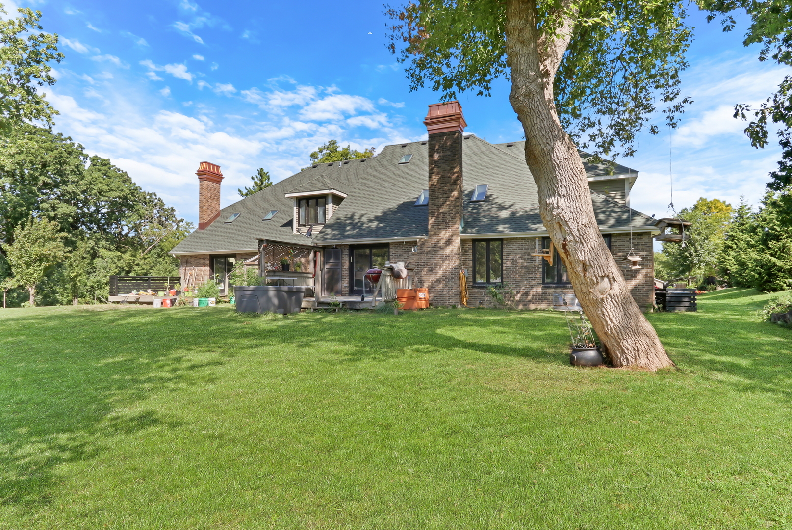 3947 Blackstone Avenue, Gurnee, IL 60031